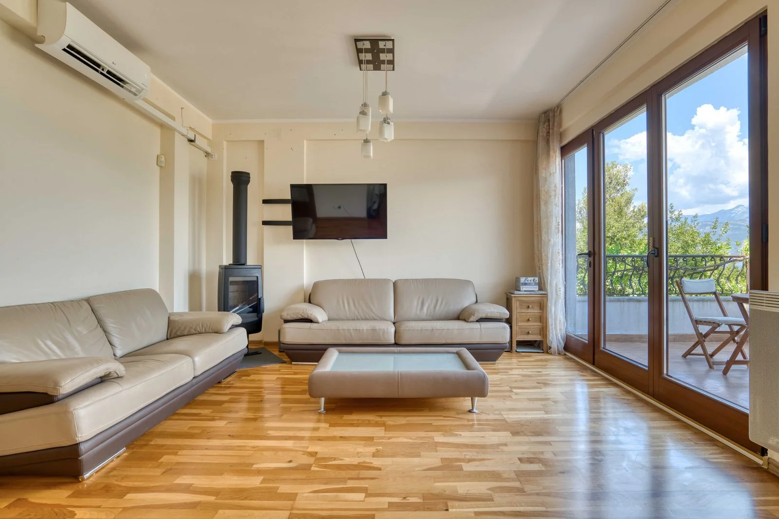 Casa 5 habitaciones 160 m² Milovici, Montenegro