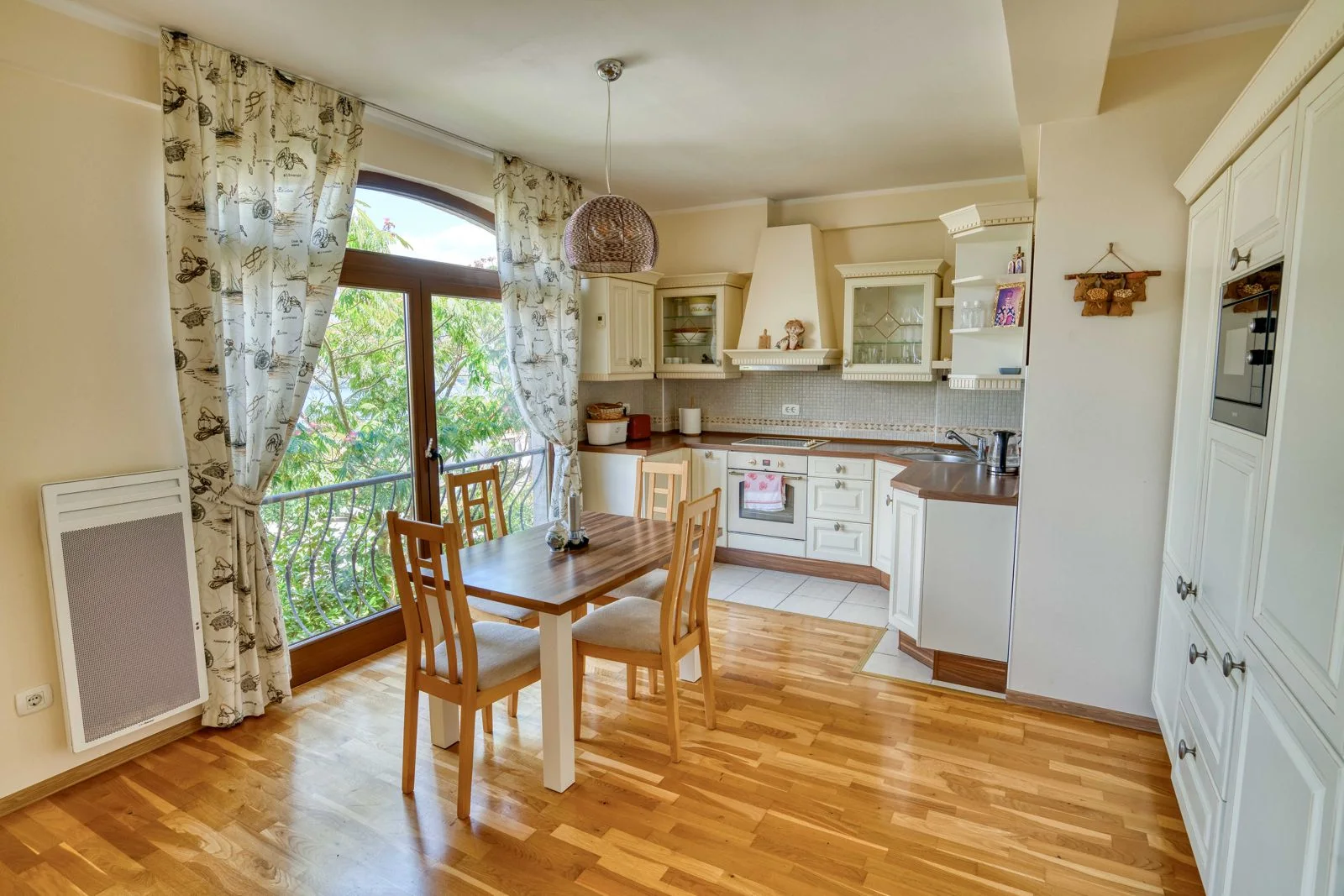Casa 5 habitaciones 160 m² Milovici, Montenegro