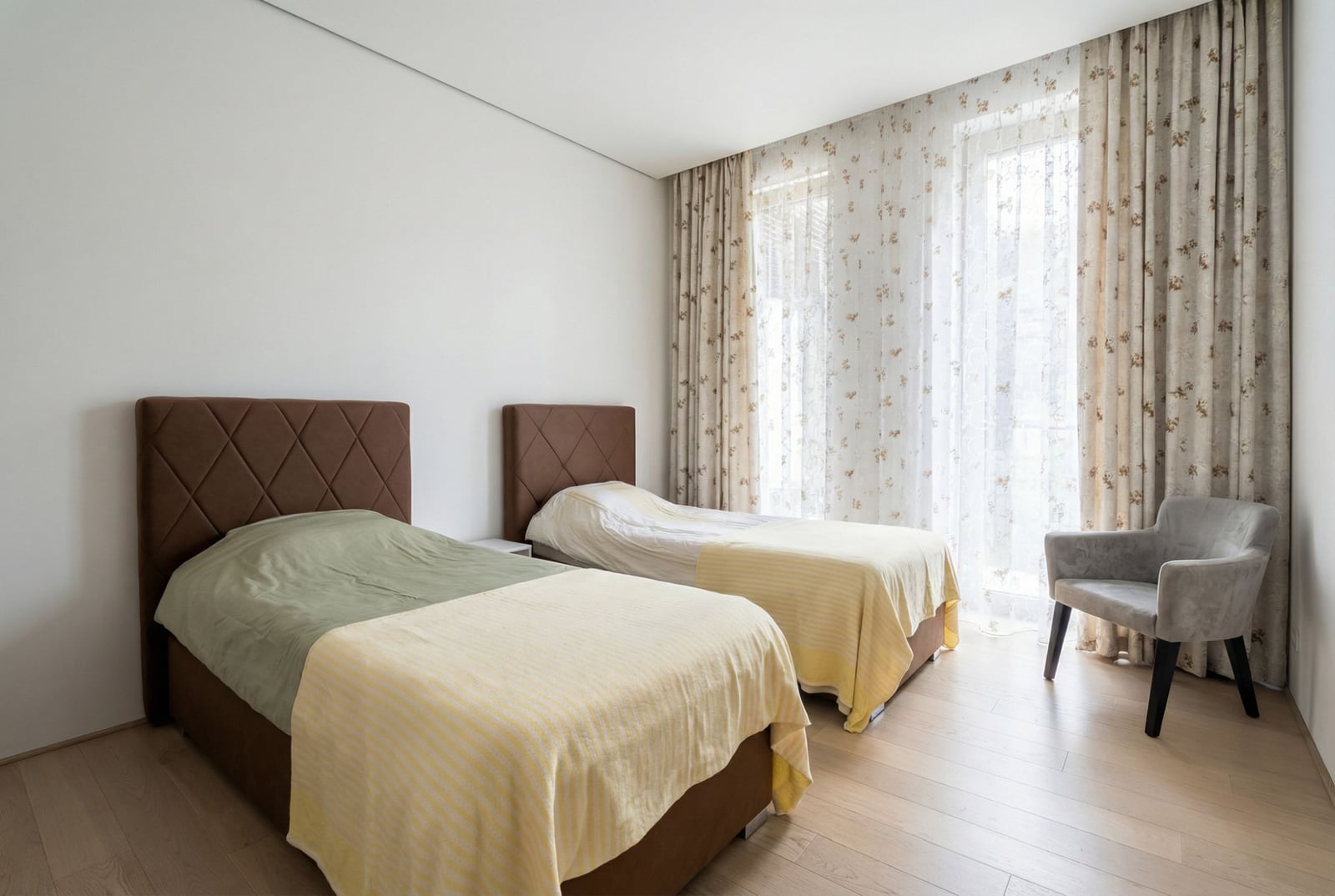 Piso independiente 4 habitaciones 156 m² Budva, Montenegro