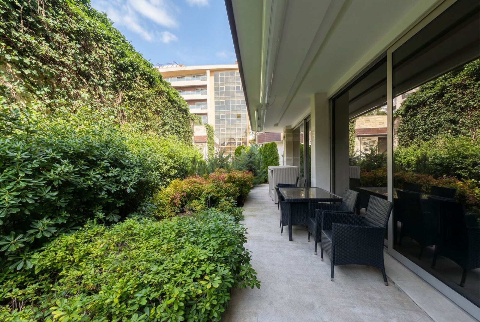 Piso independiente 4 habitaciones 156 m² Budva, Montenegro