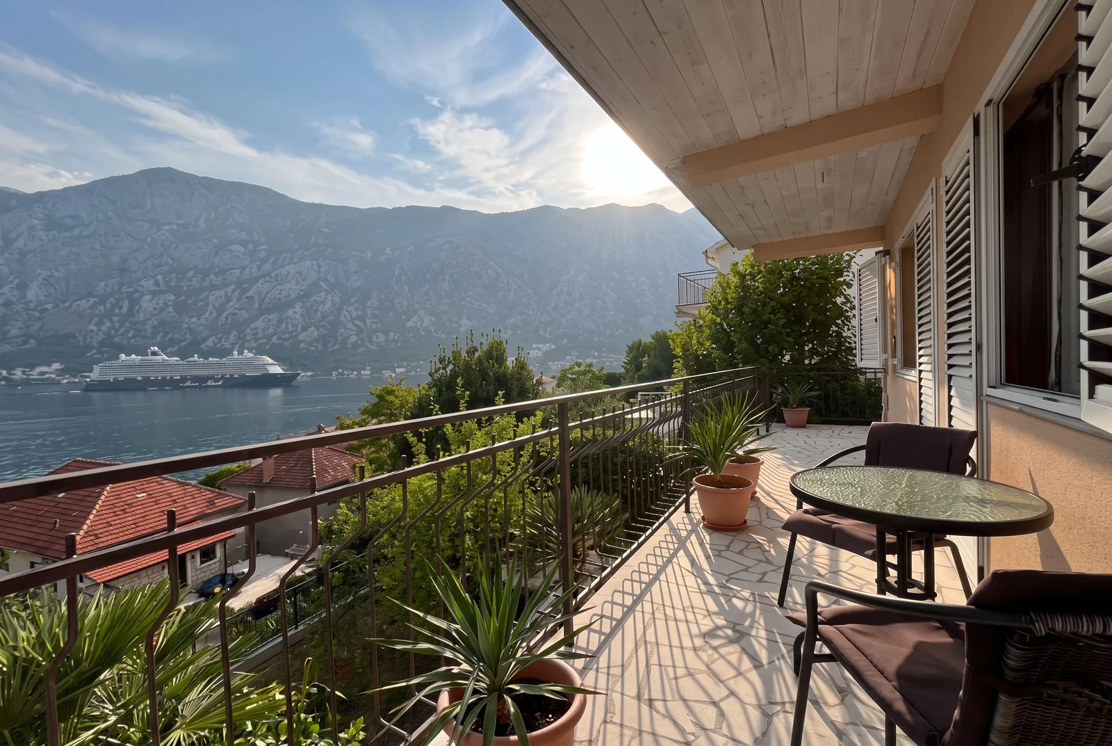 4 bedroom house 145 m² Prcanj, Montenegro