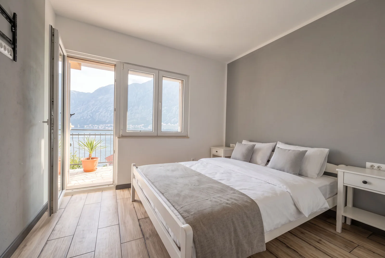 4 bedroom house 145 m² Prcanj, Montenegro